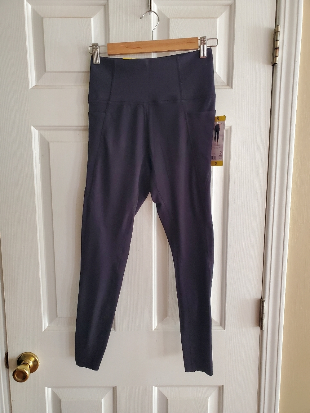 Danskin Womens High Rise Brushed Legging Size S Black Salt